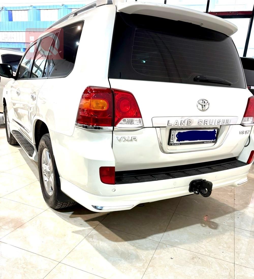 تويوتا لاندكروزر